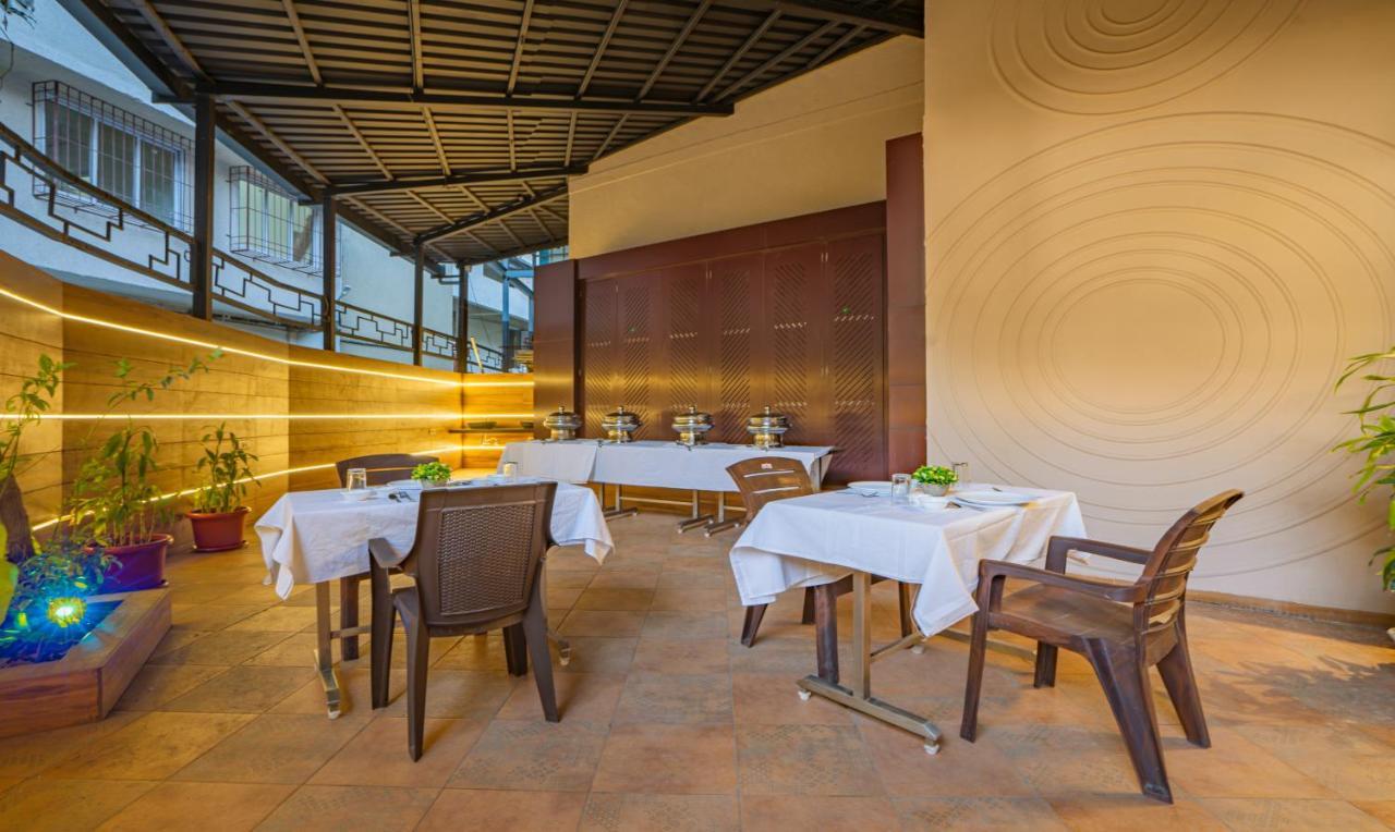 Treebo Premium Savera Inn Mumbai Exterior photo